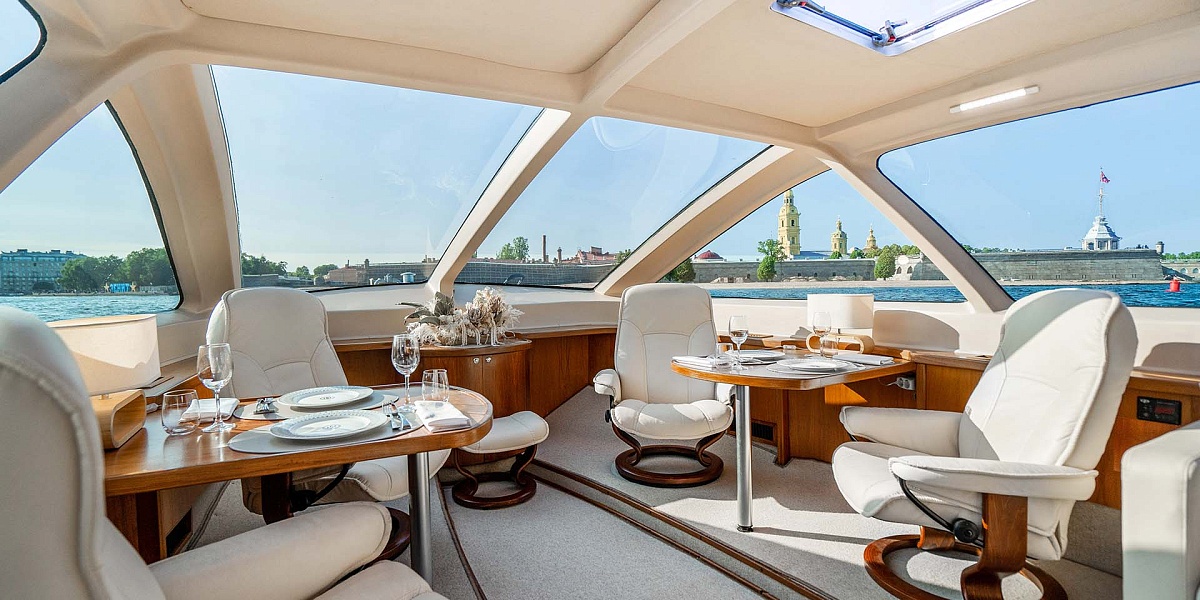 Аренда luxury tender Chudo Lodka в Санкт-Петербурге